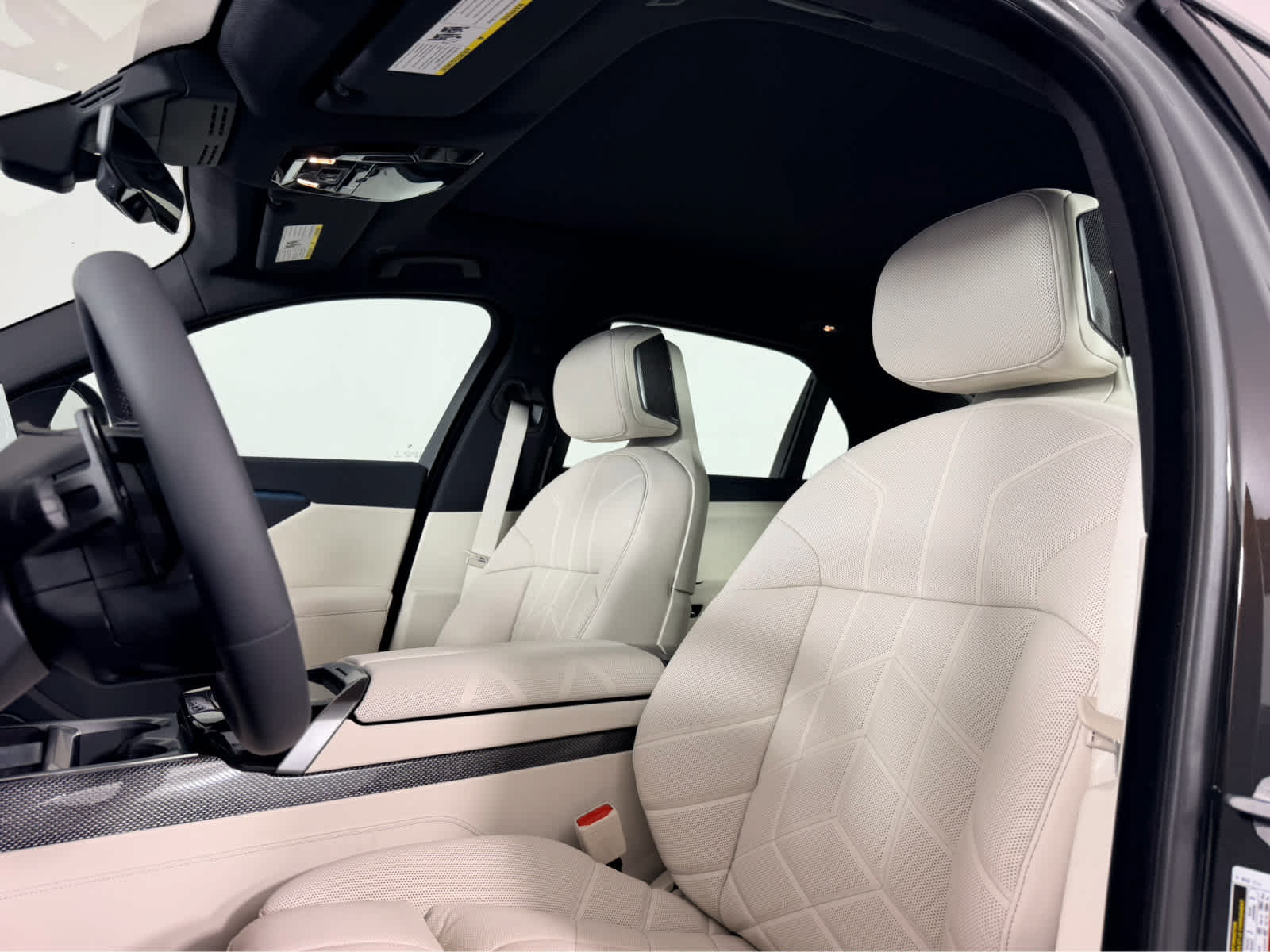 New 2027 BMW 740i w/ Executive Package RWD image 11