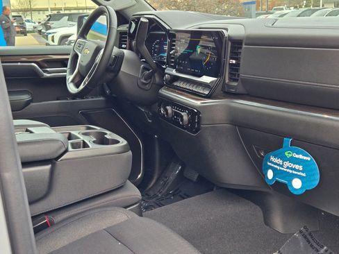 Certified 2024 Chevrolet Silverado 1500 LT image 7