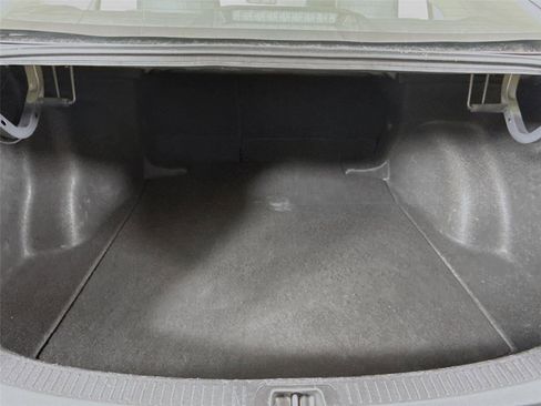 Used 2024 Toyota Corolla LE FWD image 24