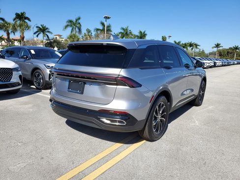 New 2026 Lincoln Nautilus Premier AWD/4WD image 4