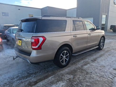 Used 2020 Ford Expedition Max XLT w/ Equipment Group 202A image 6