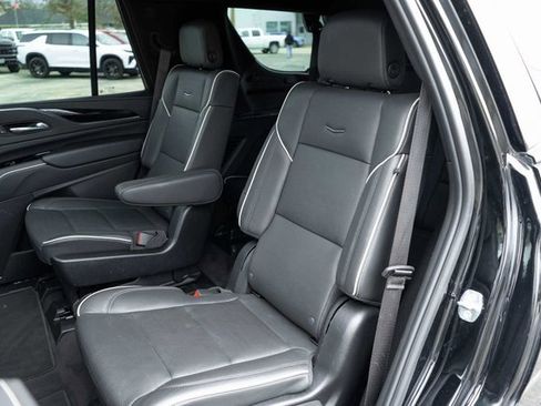 Used 2024 Cadillac Escalade Sport image 13