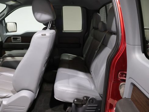 Used 2014 Ford F150 Lariat w/ Lariat Chrome Package AWD/4WD image 19