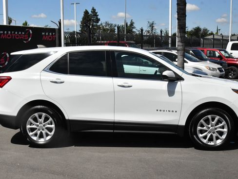 Used 2020 Chevrolet Equinox LT image 9