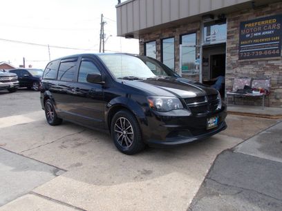 Used 2015 Dodge Grand Caravan SE w/ Quick Order Package 29E SE