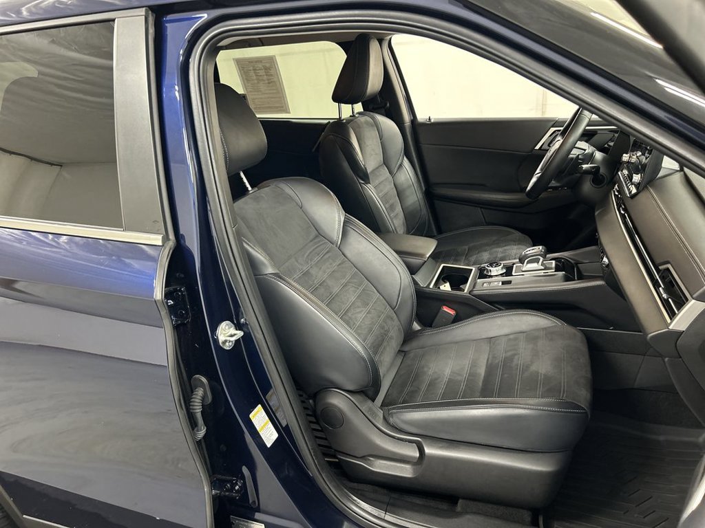 Used 2024 Mitsubishi Outlander SE AWD/4WD image 24