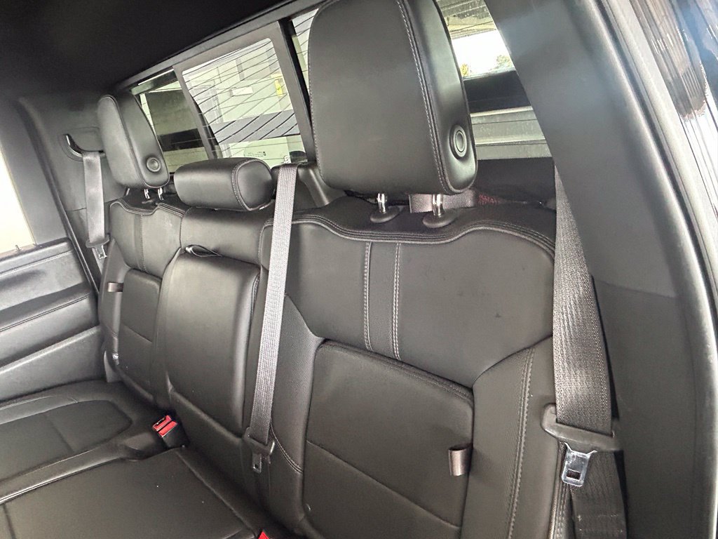 Used 2022 Chevrolet Silverado 3500 High Country w/ Technology Package AWD/4WD image 59