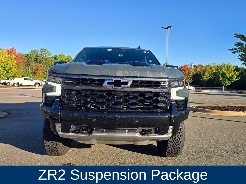 Used 2025 Chevrolet Silverado 1500 ZR2 w/ Technology Package AWD/4WD image 8