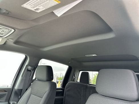 New 2026 GMC Sierra 2500 SLE w/ SLE Value Package; AWD/4WD image 18