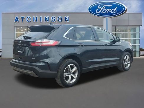 Certified 2022 Ford Edge SEL w/ Convenience Package image 5
