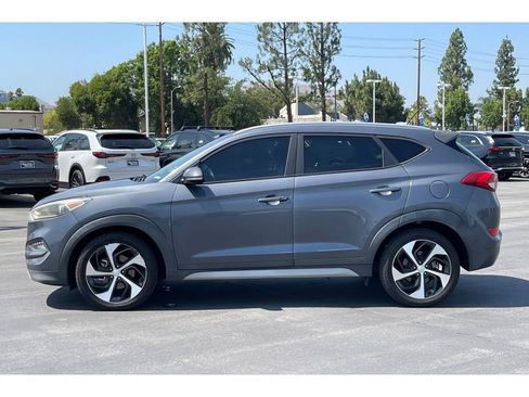 Used 2017 Hyundai Tucson Sport w/ Cargo Package FWD image 3