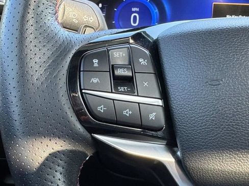 Used 2023 Ford Explorer ST w/ Equipment Group 401A AWD/4WD image 18