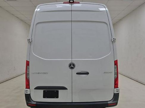 Used 2023 Mercedes-Benz Sprinter 144 Cargo image 14