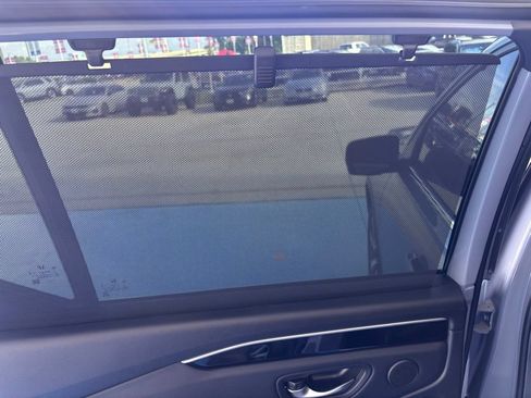 Used 2025 Honda Pilot Touring image 18