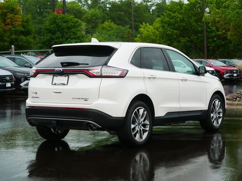 Used 2018 Ford Edge Titanium w/ Equipment Group 301A AWD/4WD image 6