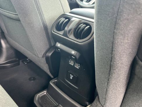 Used 2024 Jeep Wrangler Unlimited Sahara AWD/4WD image 49