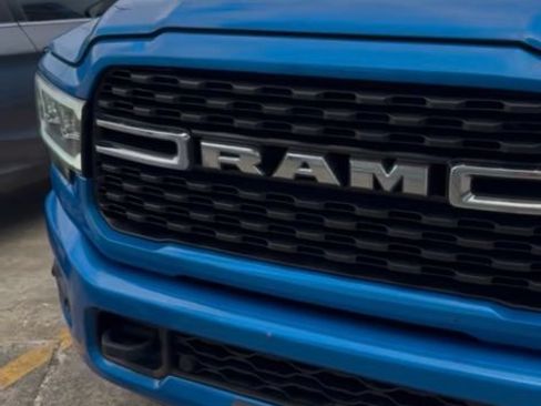 Used 2022 RAM 2500 Big Horn w/ Level C Equiment Group AWD/4WD image 2