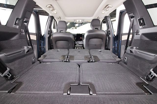 Used 2025 Volvo XC90 B6 Plus w/ Protection Package Premier AWD/4WD image 31