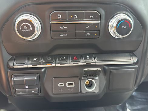 Certified 2023 GMC Sierra 1500 Pro w/ Graphite Edition AWD/4WD image 33