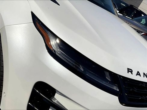 New 2026 Land Rover Range Rover Evoque Dynamic SE image 32