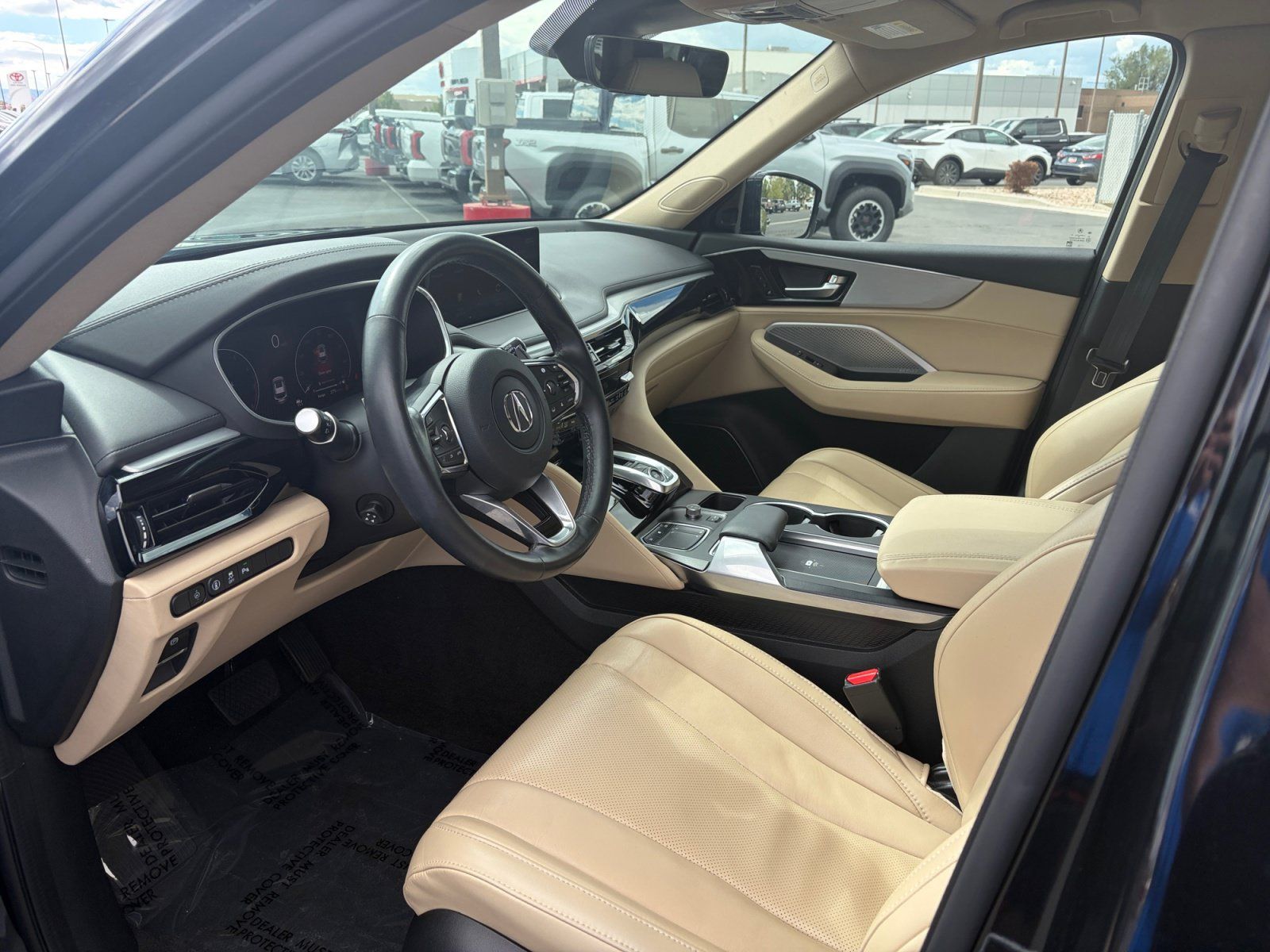 Used 2023 Acura MDX w/ Technology Package AWD/4WD image 9