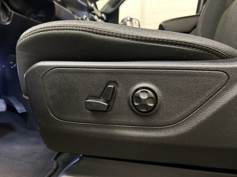 Used 2019 RAM 1500 Big Horn image 25