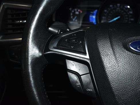 Used 2015 Ford Edge Titanium w/ Equipment Group 301A AWD/4WD image 9
