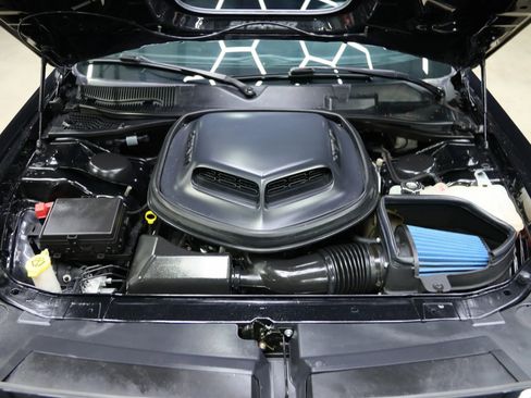 Used 2016 Dodge Challenger R/T image 49