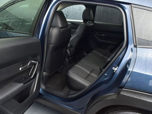 Used 2023 MAZDA CX-50 2.5 S w/ Convenience Package image 10