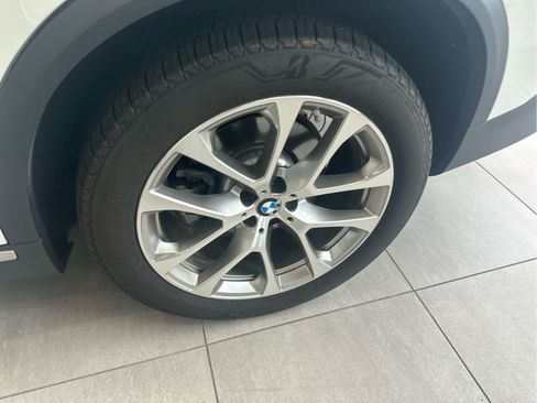 Used 2024 BMW X5 xDrive40i w/ Premium Package AWD/4WD image 19