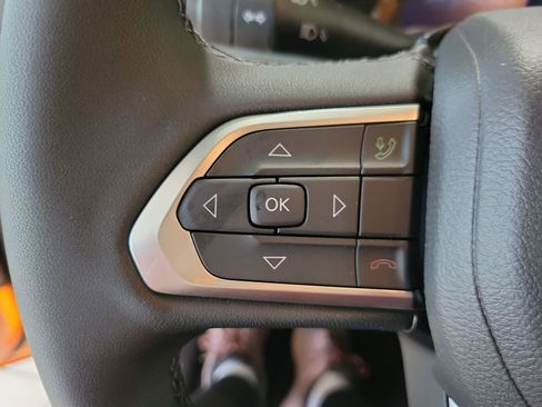 New 2026 Jeep Compass Limited image 16