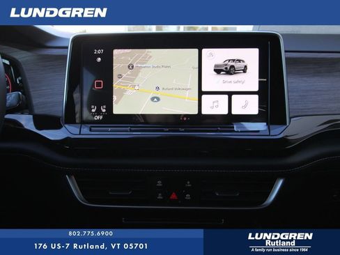 New 2026 Volkswagen Atlas SEL image 4