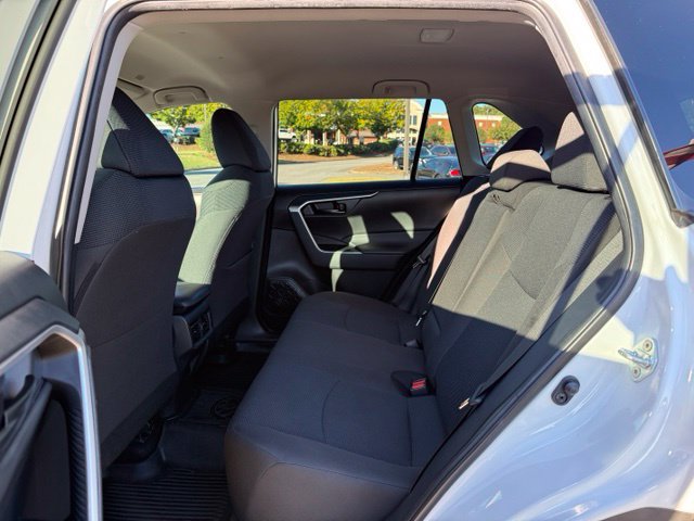 Used 2023 Toyota RAV4 LE FWD image 27