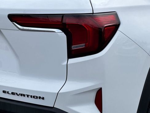 Used 2026 GMC Terrain Elevation image 27