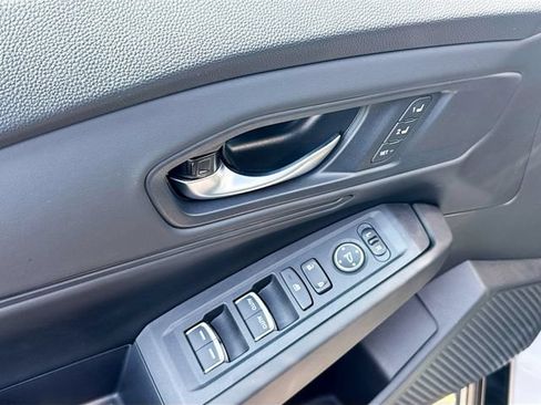 Used 2025 Honda Accord EX-L image 21