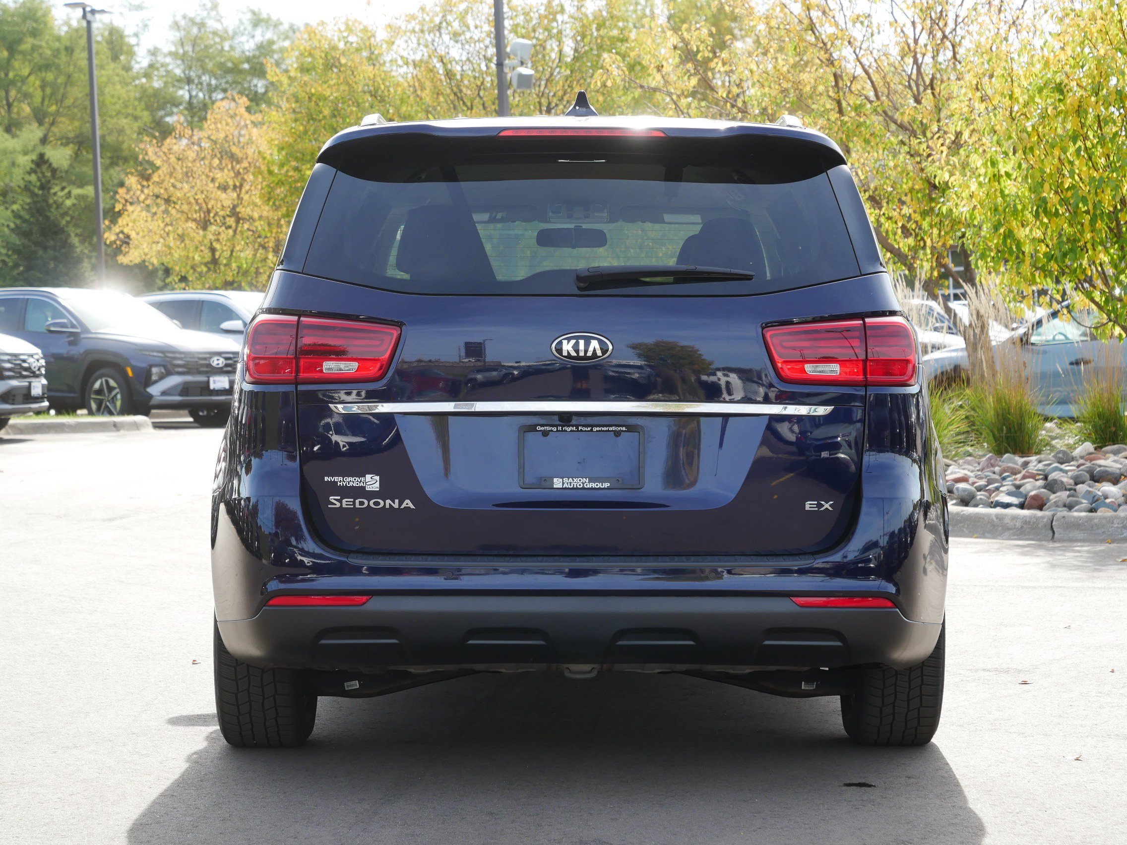 Used 2020 Kia Sedona EX FWD image 7