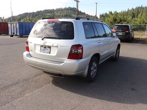 Used 2006 Toyota Highlander 2WD V6 image 5
