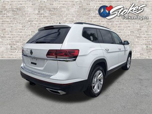 Used 2021 Volkswagen Atlas SE w/ Panoramic Sunroof Package FWD image 4