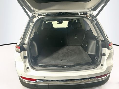Used 2022 Jeep Grand Cherokee Limited RWD image 30