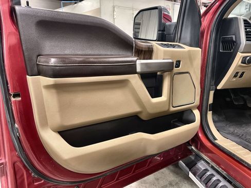 Used 2020 Ford F150 Lariat AWD/4WD image 17