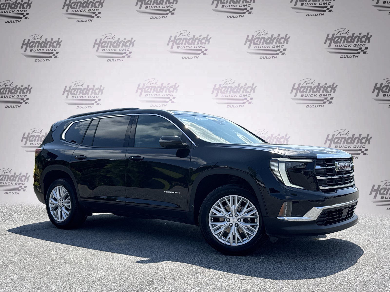 Used 2026 GMC Acadia Elevation w/ Elevation Premium Package FWD image 2