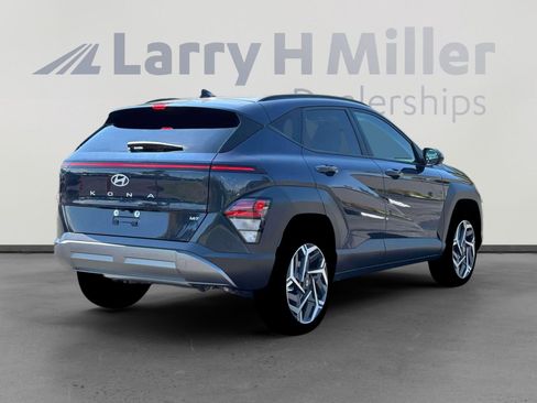 New 2026 Hyundai Kona SEL Premium image 8