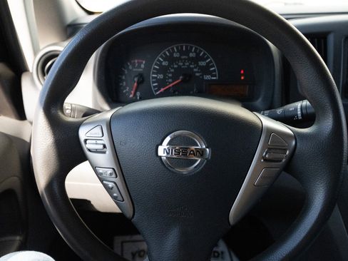 Used 2019 Nissan NV200 S w/ Cruise Control Package image 32