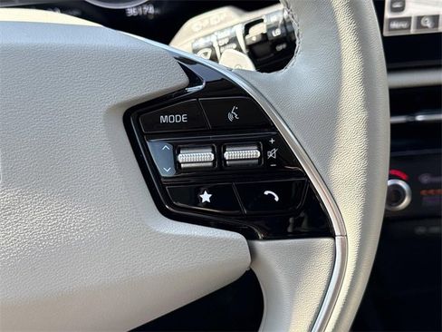 Used 2023 Kia Niro Wind w/ Wind Preserve Package image 23