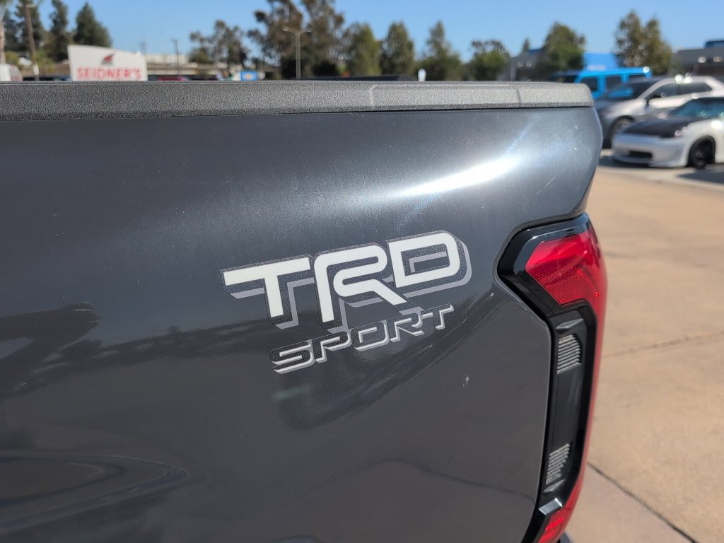 Used 2026 Toyota Tacoma TRD Sport AWD/4WD image 9