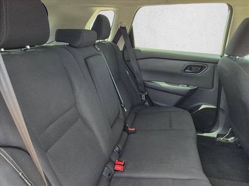 Used 2024 Nissan Rogue S AWD/4WD image 13