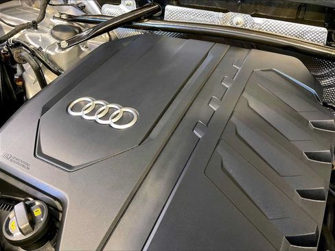 Used 2022 Audi Q5 2.0T Premium w/ Convenience Package AWD/4WD image 33