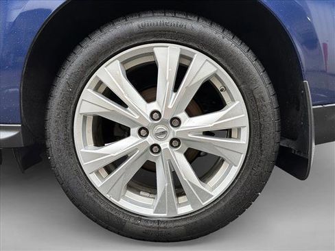 Used 2018 Nissan Pathfinder SL w/ SL Premium Package image 9