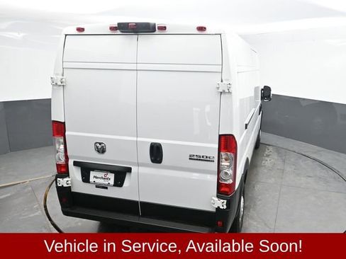 Used 2025 RAM ProMaster 2500 w/ Convenience Group image 28