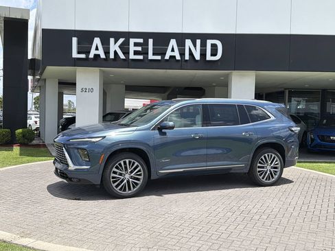 New 2026 Buick Enclave Avenir w/ Super Cruise Package AWD/4WD image 2